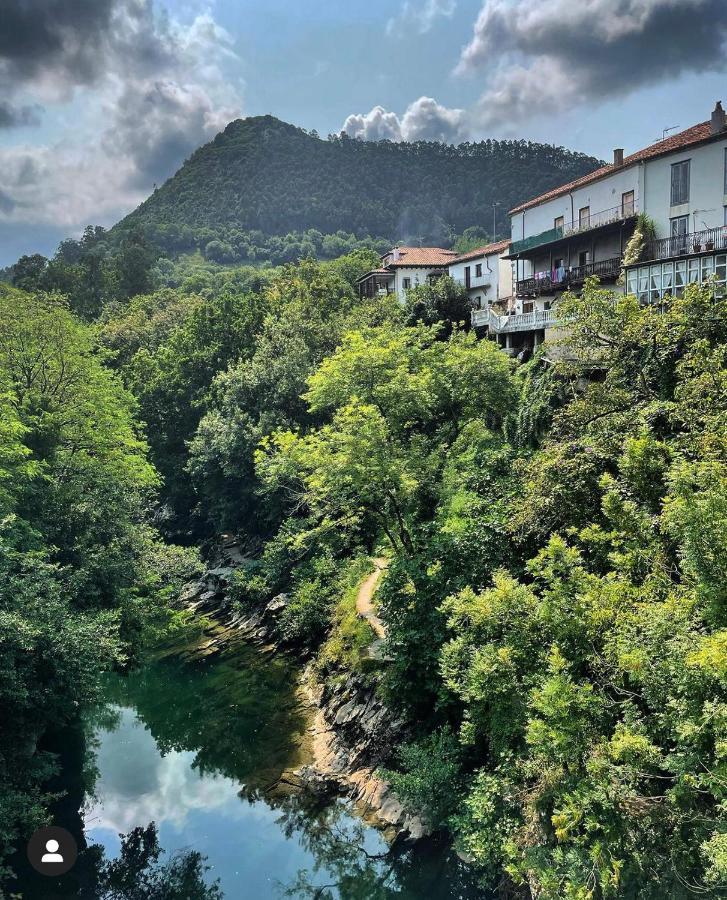 Hdec Hosteria De Castaneda Alojamiento Turistico Villa Puente Viesgo Exterior photo